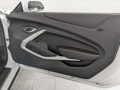 Used 2023 Chevrolet Camaro LT image 18