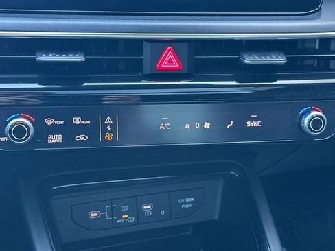 Used 2025 Kia K5 GT-Line w/ GT-Line Premium Package image 23