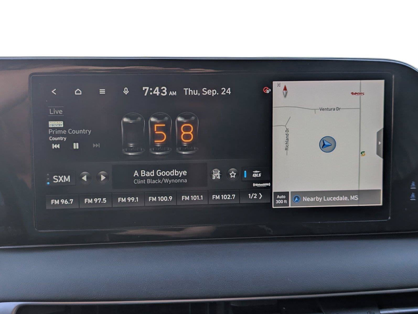 Used 2023 Hyundai Palisade Limited FWD image 23