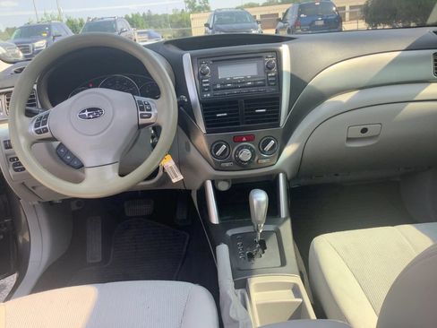 Used 2013 Subaru Forester 2.5X Premium w/ Popular Pkg 2 AWD/4WD image 22