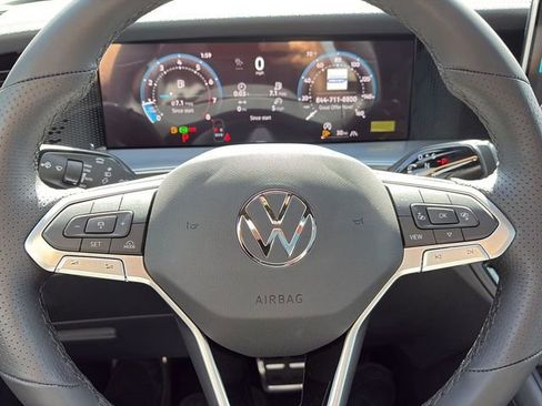 New 2026 Volkswagen Tiguan SE R-Line AWD/4WD image 12
