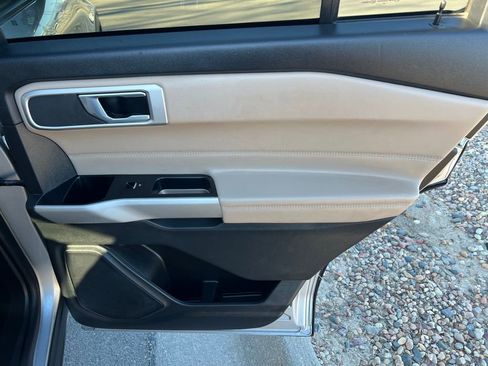 Used 2022 Ford Explorer XLT w/ Class IV Trailer Tow Package image 25
