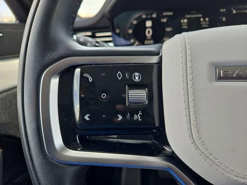 Used 2024 Land Rover Range Rover Sport SE image 23