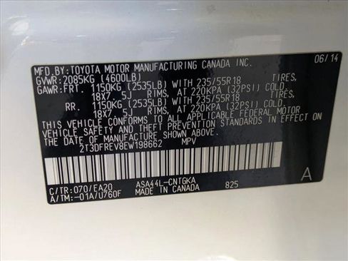 Used 2014 Toyota RAV4 Limited image 25