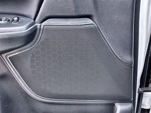 Used 2019 Honda CR-V Touring image 33