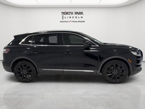 Used 2021 Lincoln Nautilus Reserve w/ Monochromatic Package FWD image 6