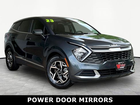 Used 2023 Kia Sportage LX FWD image 3