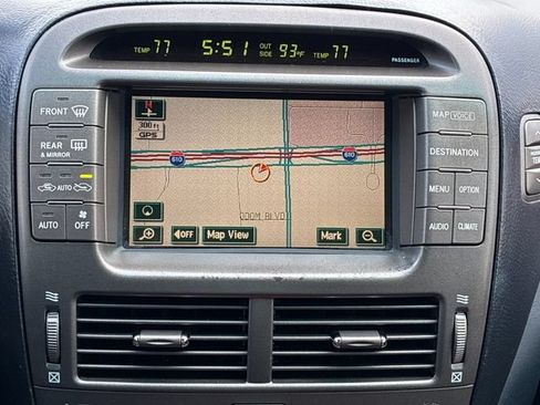 Used 2005 Lexus LS 430 RWD image 19