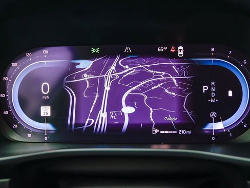 Used 2023 Volvo XC40 B5 Plus w/ Climate Package image 25