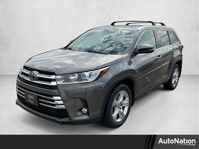 Used 2017 Toyota Highlander Limited