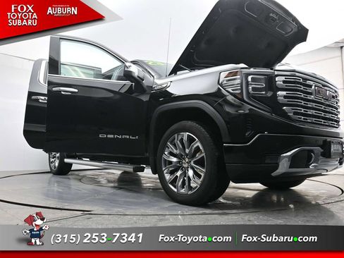 Used 2023 GMC Sierra 1500 Denali w/ Denali Reserve Package AWD/4WD image 36