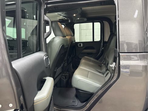 New 2026 Jeep Gladiator Mojave image 28