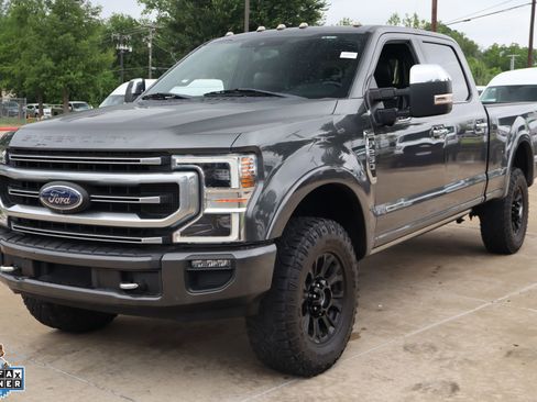 Used 2020 Ford F250 Platinum w/ Tremor Off-Road Package AWD/4WD image 7