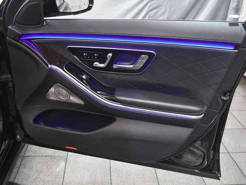 Used 2023 Mercedes-Benz S 580 4MATIC Sedan image 20