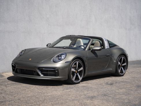 Used 2022 Porsche 911 Targa 4S AWD/4WD image 1