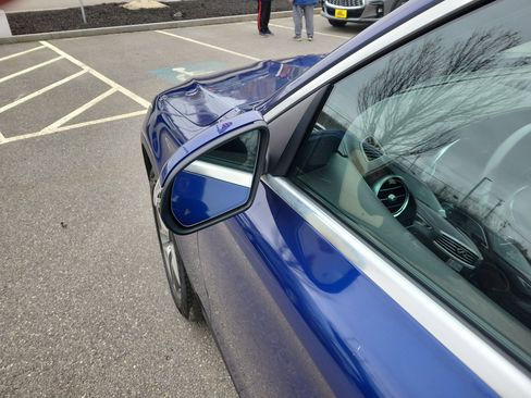 Used 2017 Mercedes-Benz GLC 300 4MATIC image 13