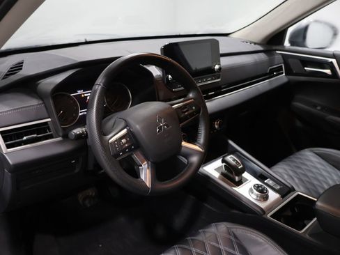 Used 2022 Mitsubishi Outlander SEL image 14