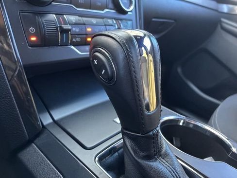 Used 2018 Ford Explorer XLT w/ Equipment Group 201A image 32