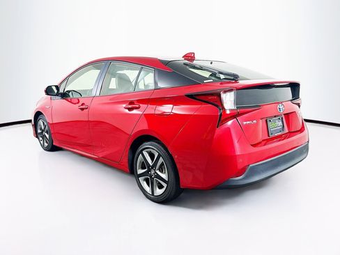 Used 2022 Toyota Prius XLE image 5