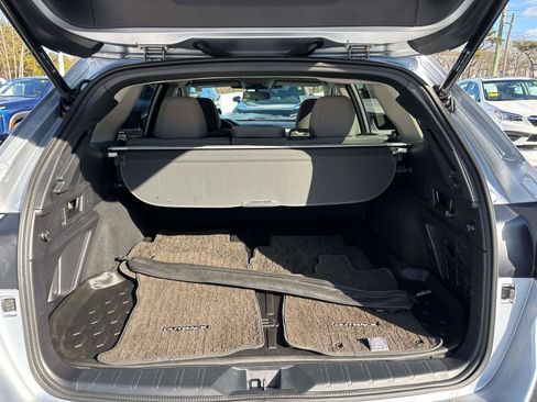 Certified 2025 Subaru Outback Premium image 12