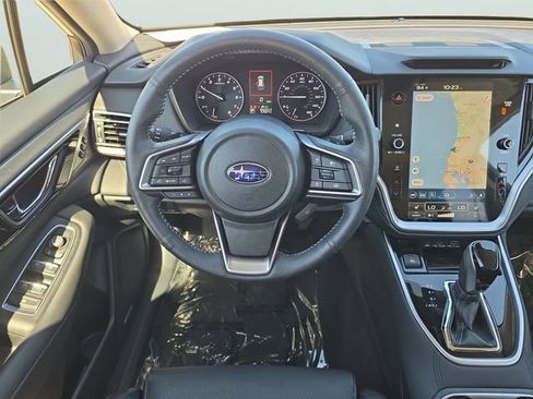 Certified 2025 Subaru Outback Limited w/ Tech Package 3 AWD/4WD image 9