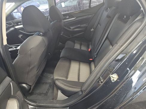 Used 2017 Nissan Maxima 3.5 S image 11