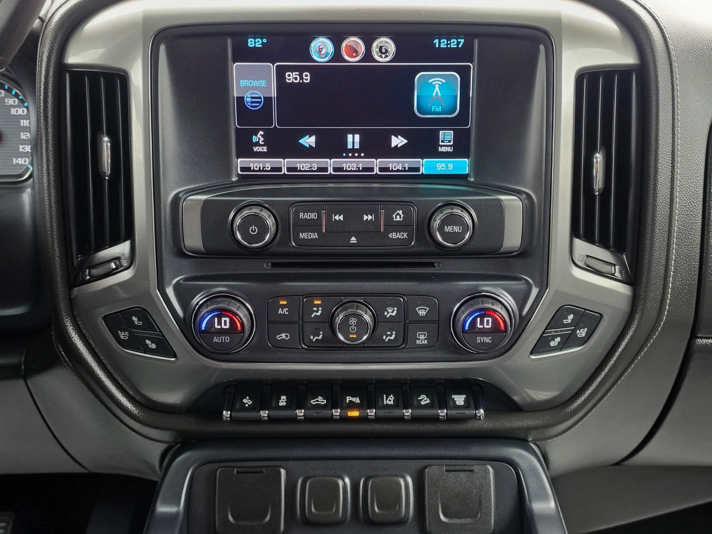 Used 2015 Chevrolet Silverado 2500 LTZ w/ Duramax Plus Package AWD/4WD image 11
