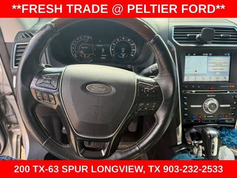 Used 2018 Ford Explorer Platinum image 13