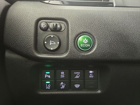 Used 2025 Honda Ridgeline Black Edition image 26