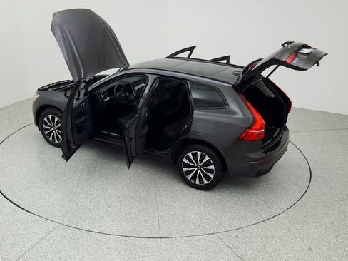 Certified 2025 Volvo XC60 B5 Plus image 38
