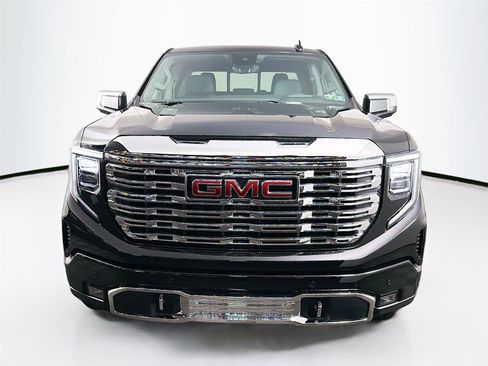 New 2026 GMC Sierra 1500 Denali w/ Denali Reserve Package AWD/4WD image 2