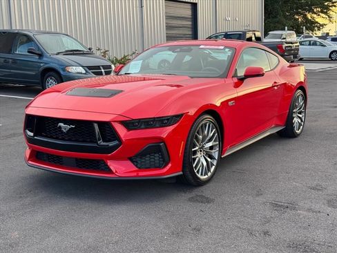 Used 2025 Ford Mustang GT Premium RWD image 7