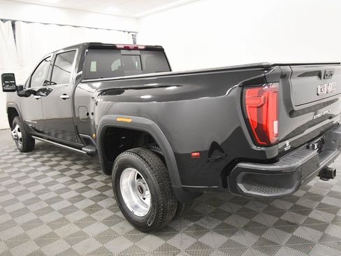 Used 2023 GMC Sierra 3500 Denali w/ Denali Ultimate Package image 5