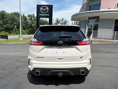 Used 2019 Ford Edge ST w/ Convenience Package AWD/4WD image 6