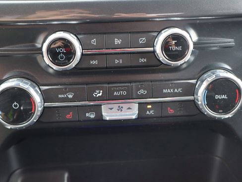 Used 2022 Ford F150 XLT w/ Equipment Group 302A High image 21