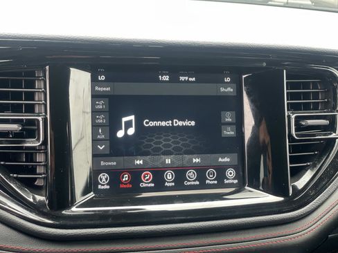 Used 2023 Dodge Durango GT RWD image 13