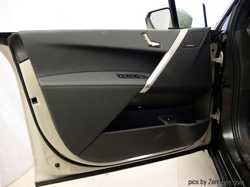 Used 2026 BMW iX xDrive45 w/ Premium Package image 28