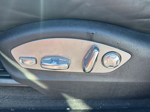 Used 2023 Porsche Macan image 29