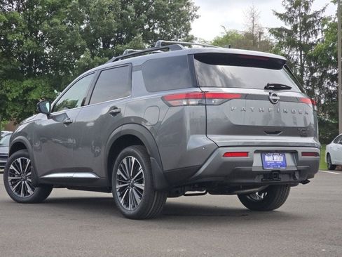 New 2026 Nissan Pathfinder Platinum AWD/4WD image 10
