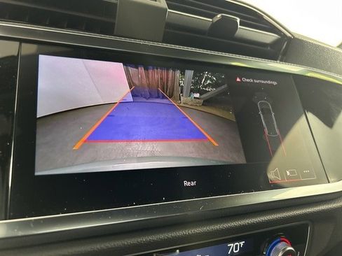 New 2025 Audi Q3 2.0T Premium image 27