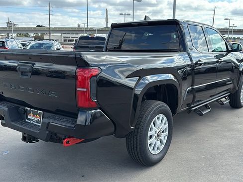 New 2025 Toyota Tacoma SR5 image 7