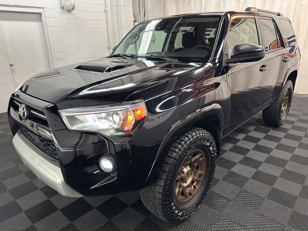 Used 2022 Toyota 4Runner TRD Off-Road AWD/4WD image 4