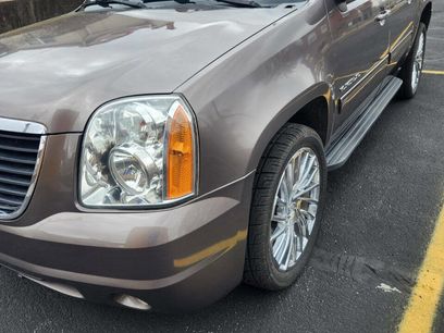 Used 2014 GMC Yukon XL SLT