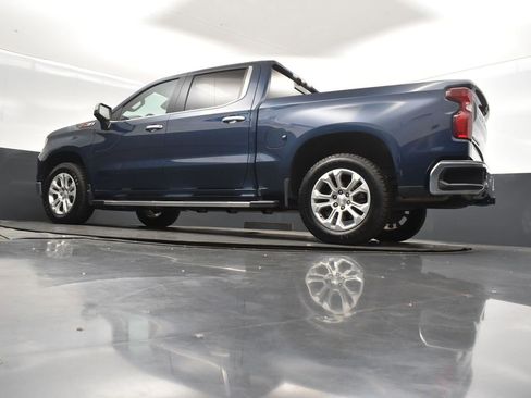 Used 2022 Chevrolet Silverado 1500 LTZ w/ LTZ Premium Package image 45