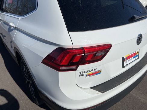 Used 2019 Volkswagen Tiguan SE image 36
