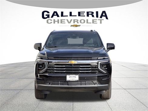 New 2026 Chevrolet Suburban LT w/ Comfort Package image 3