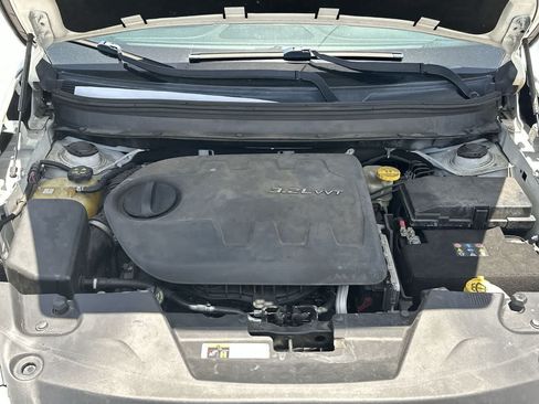 Used 2014 Jeep Cherokee Latitude FWD image 14