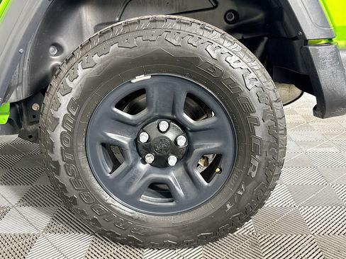 Used 2019 Jeep Wrangler Unlimited Sport AWD/4WD image 36