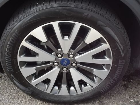 Used 2020 Ford Escape Titanium AWD/4WD image 54