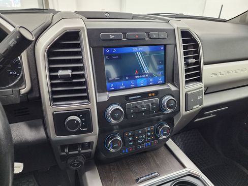 Used 2021 Ford F250 Lariat w/ Lariat Value Package image 11